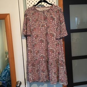LOFT flowerbud button sleeve dress